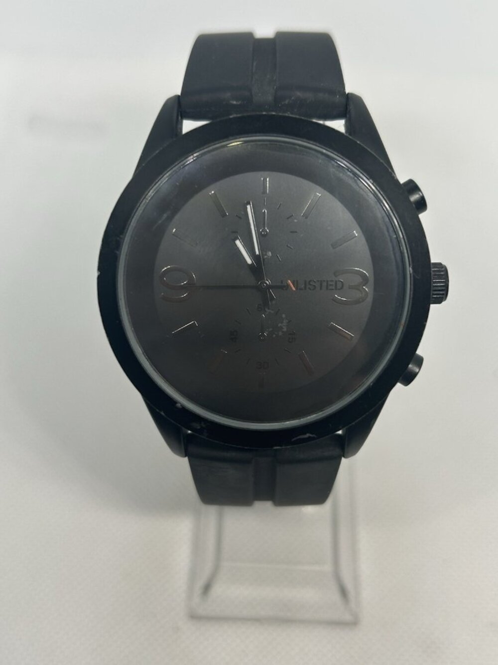 Kenneth Cole Unlisted Round 46 mm Black Face Black Rubber Band Watch 10 Inch